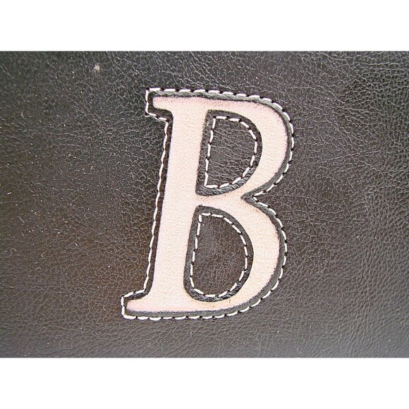 Liz Claiborne Initial B Perfect Clutch Wallet Solid Black Pink Wristlet Full Zip - Picture 3 of 12